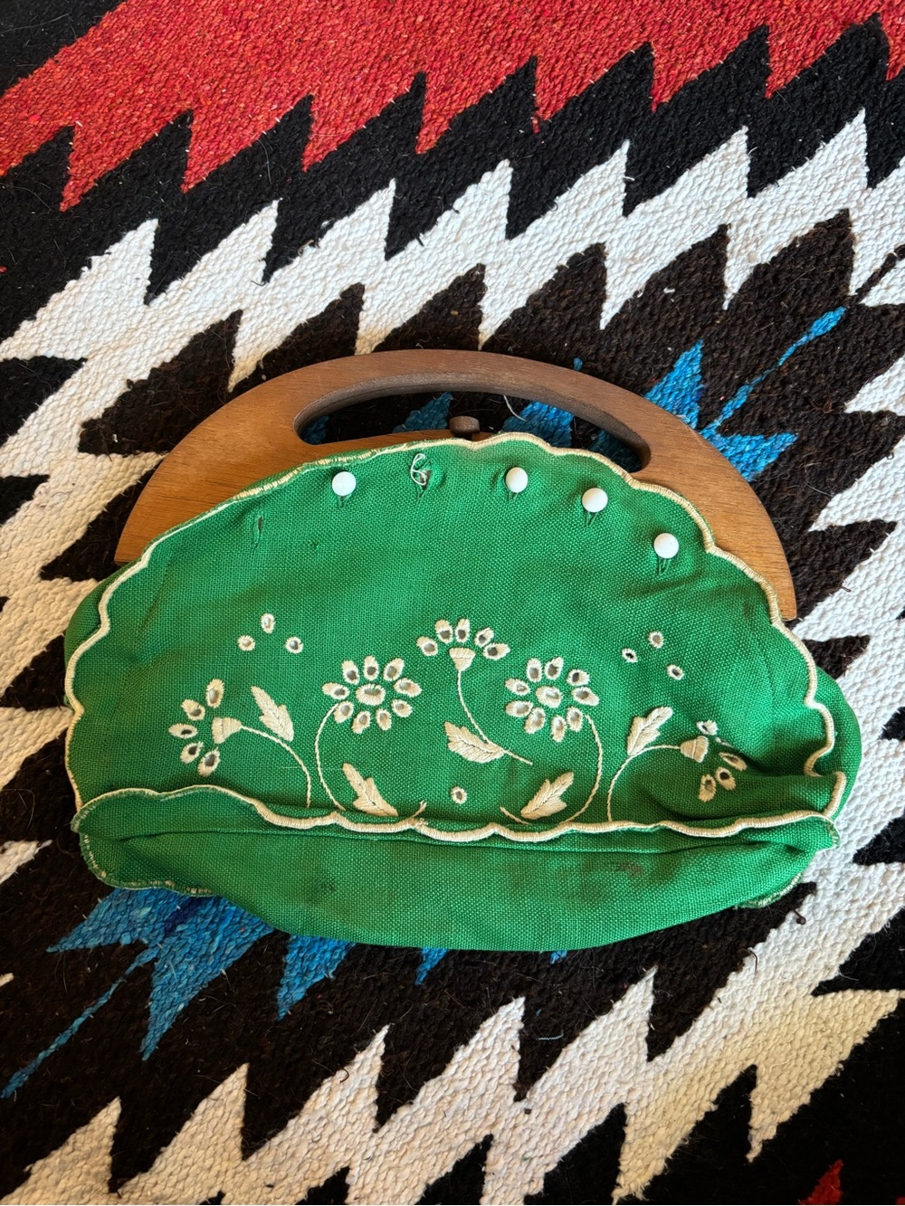 Vintage Green Embroidered Floral Handbag with Wooden Handle